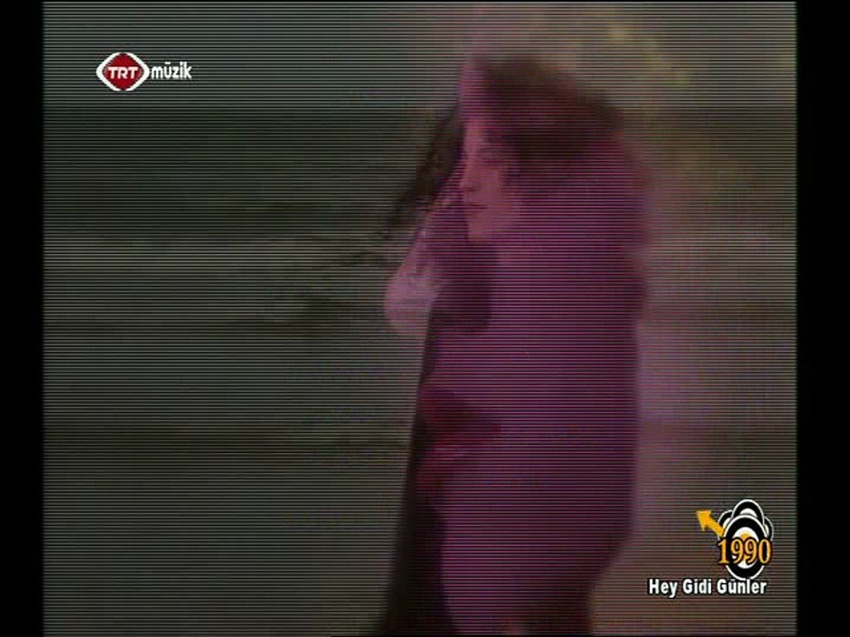 AŞKIN NUR YENGİ YAZIK GEÇEN ZAMANA YAZIK 1990