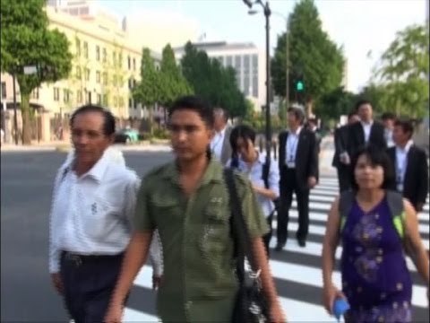 Displaced Thilawa villagers descend on Tokyo