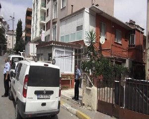 Üvey Baba Eşinin Çocuklarını Vurup İntihar Etti