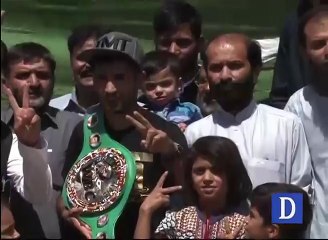 Speaker Balochistan Assembly meets boxer Waseem