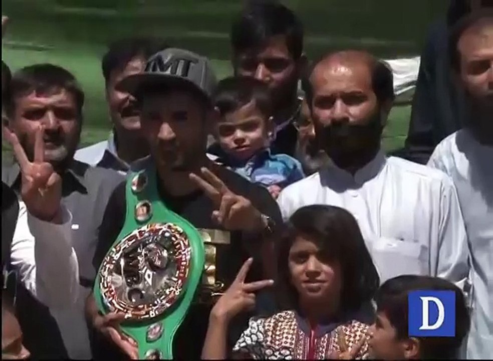 Speaker Balochistan Assembly meets boxer Waseem