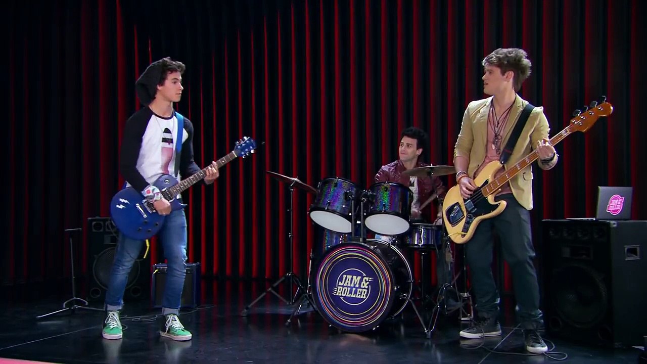 Soy Luna - Momento Musical - Suena la Roller Band