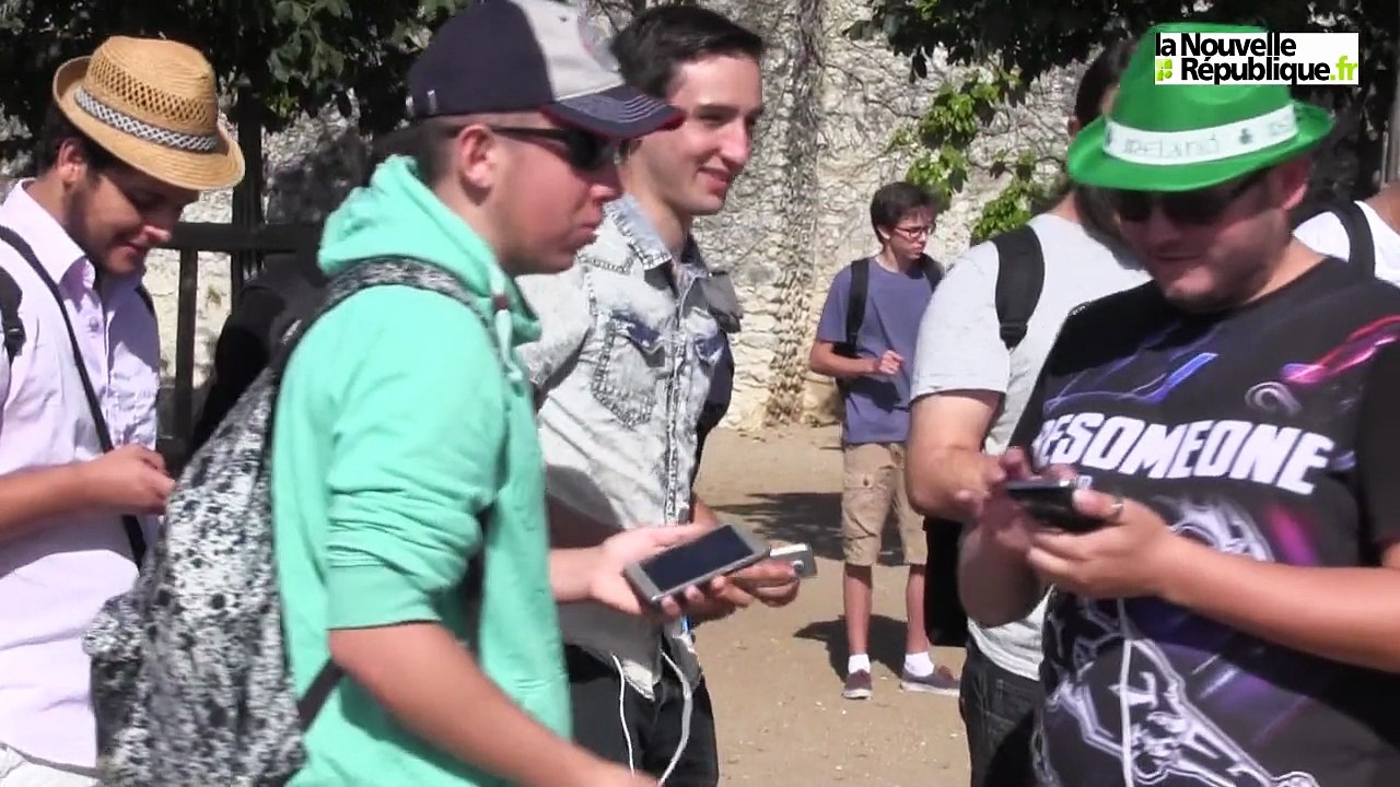 VIDEO. Blois : les dresseurs de Pokémon à l'assaut du centre-ville