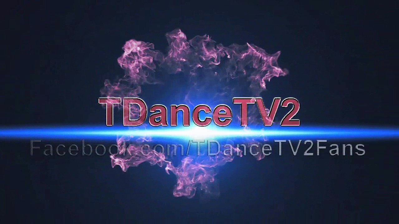 OMG look this mad man the way he attacks an innocent child [VIEWER DISCRETION ADVISED]