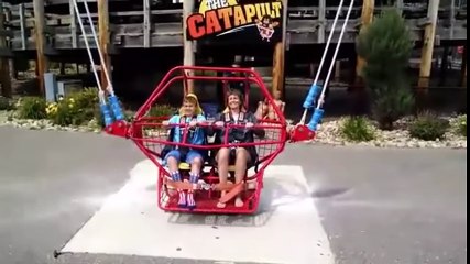 Top 10 des ACCIDENTS dans les parcs d'attractions - dailymotion