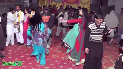 Girls Party Beautiful Dance In Pakistani Wedding Shadi