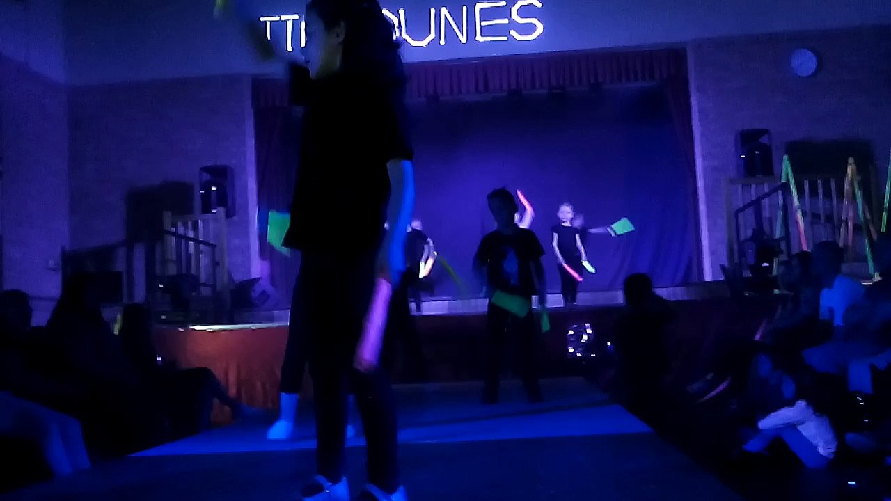 VID_20160605_183903