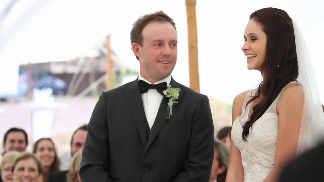 AB De Villiers Kissing  his wife  Danielle de Villiers on his marriage