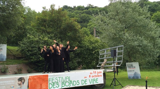 Festival des bords de Vire. Cocasserie impressionniste de la Cie Dernier soupir
