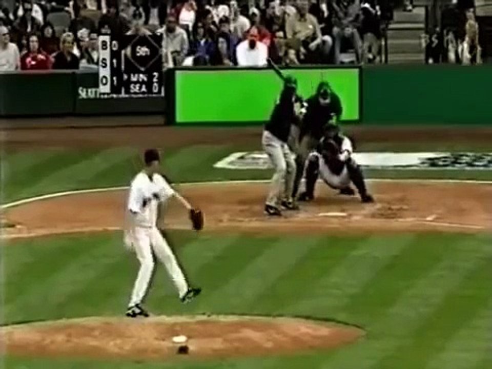 メジャーリーガー脱帽！イチロースーパープレー総集編