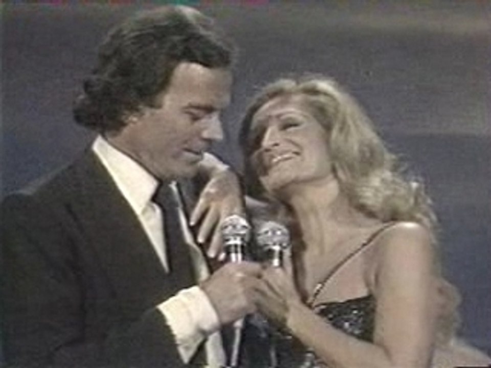 Dalida & Julio Iglesias - La Vie En Rose