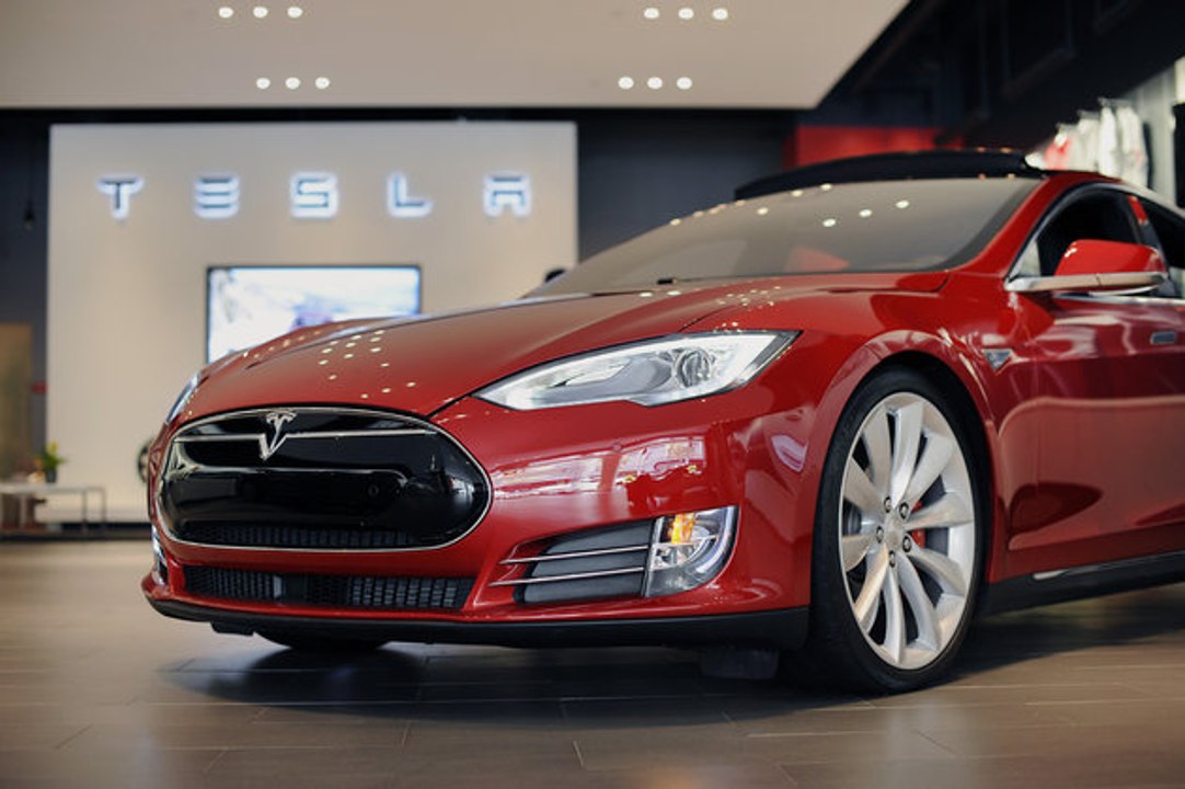 Tesla Says Theres No Safety Defect With Model S or Model X