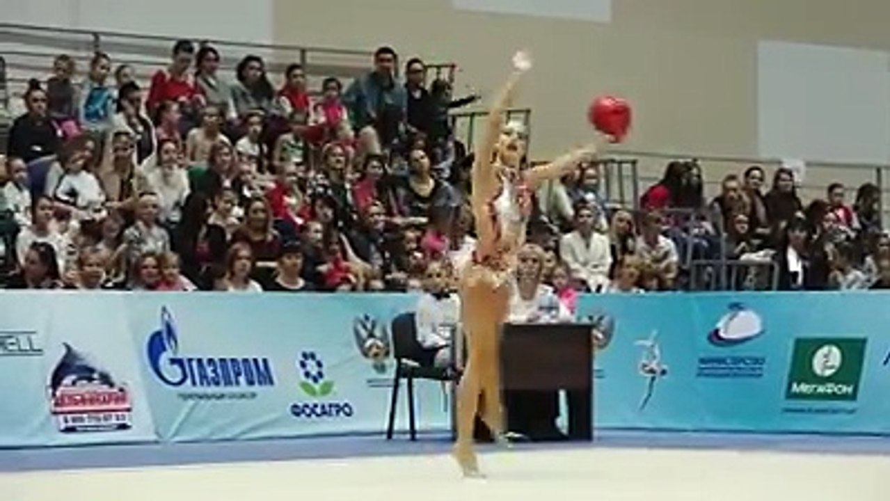RHYTHM  GYMNASTIC