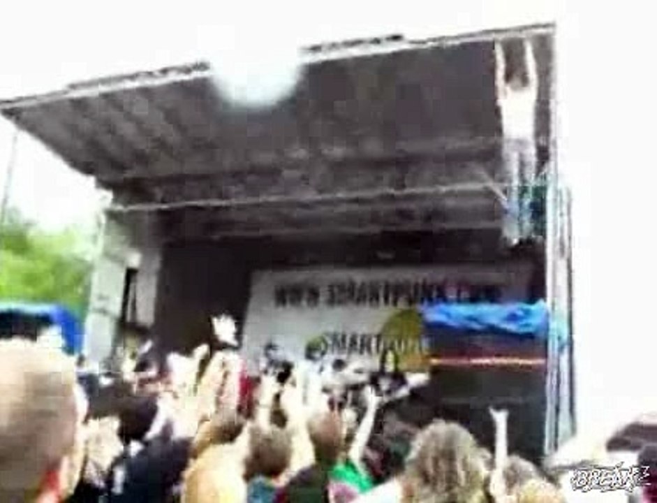 Прыжок в толпу