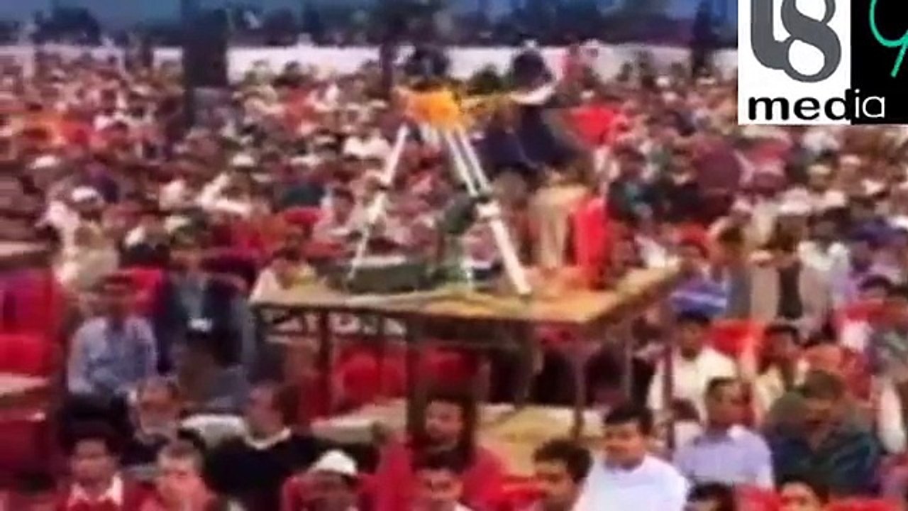 Breaking- Dr Zakir Naik Hot Remark On Amitabh Bachan In Mumbai