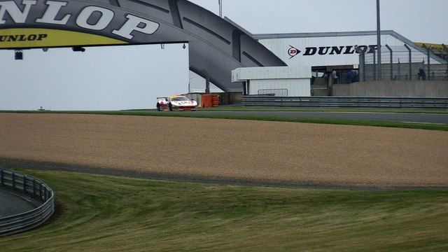 journee test 24 heures du mans 2016 virage de la chapelle ferrari#61