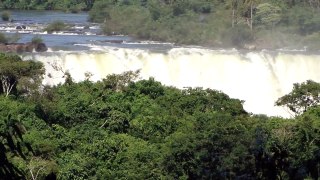 José Carlos Sobrevoando as cataratas do Iguaçú 25/03/11.