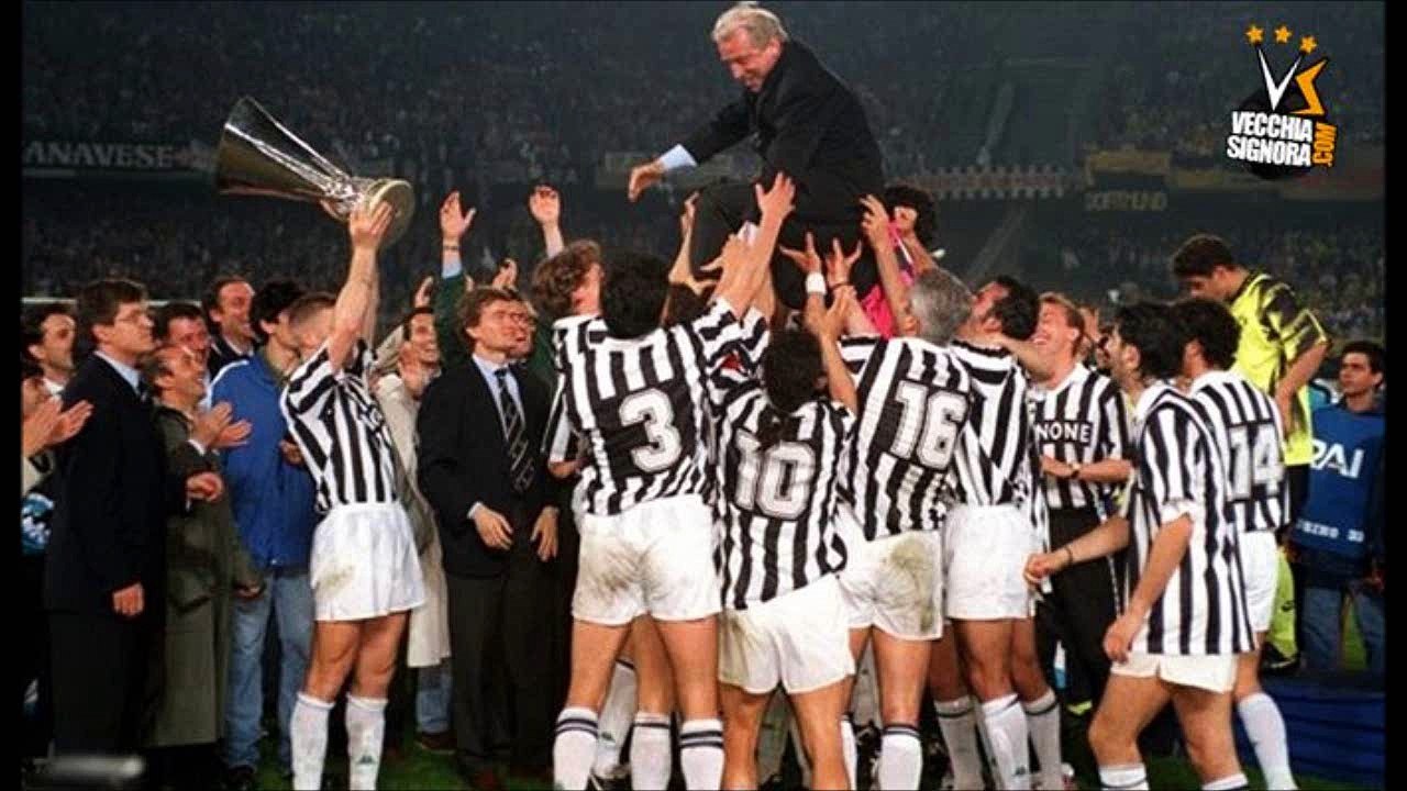 "Semper Juventus" (Sempre Juventus), inno ufficiale della Juve dal 1992 al 1997/98
