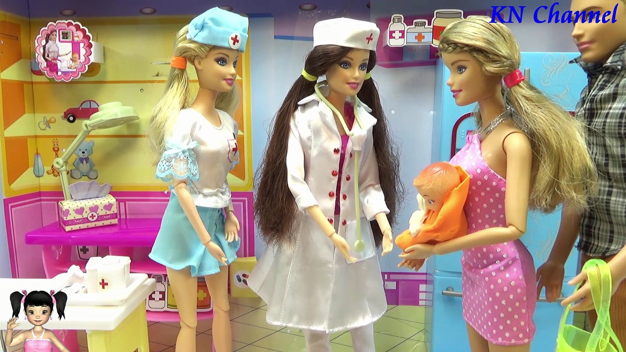 Đồ chơi trẻ em Bé Na Nhật ký Búp bê Barbie & Ken tập Bác sĩ chích Baby Doll Kids toy