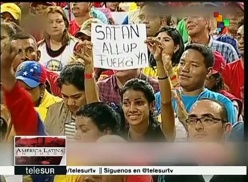 Pdte. Maduro: la oposición presentó 11 mil firmas para el revocatorio