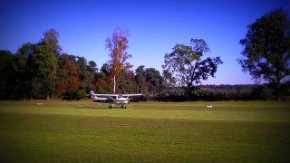 Landung Cessna 150 Start Piper 28