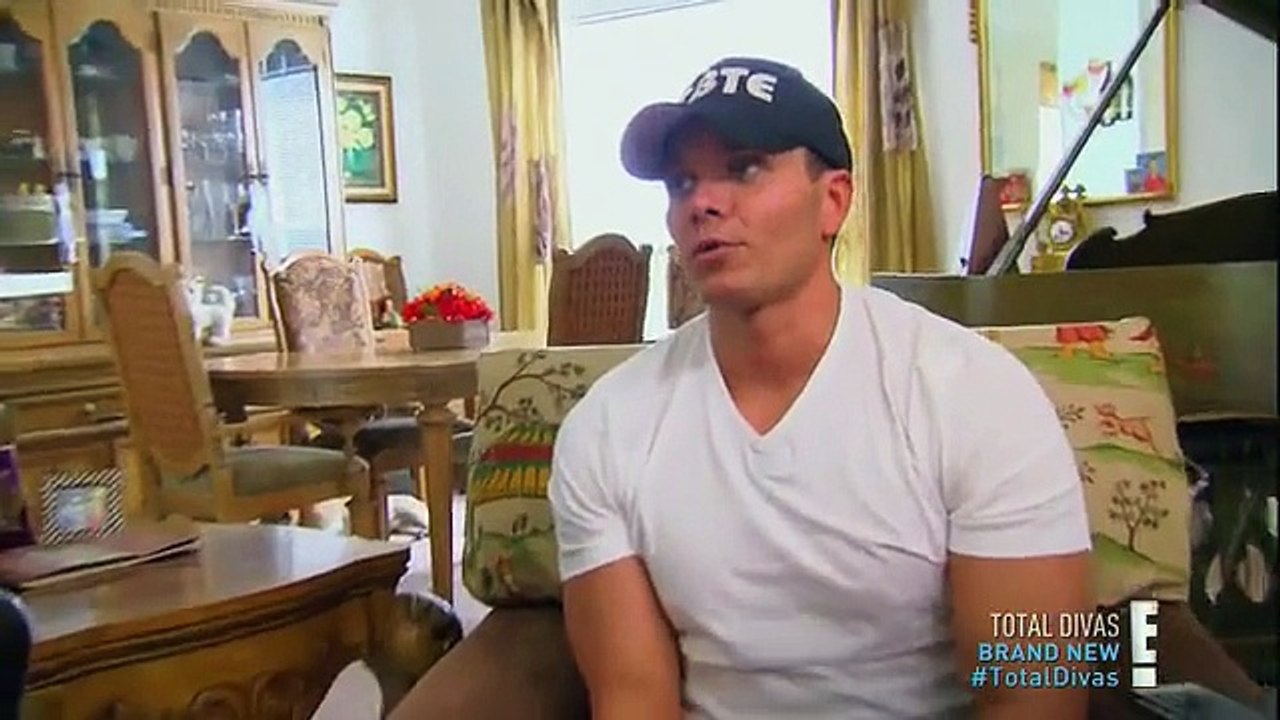 Total Divas S05E09 Rocky Road To Recovery