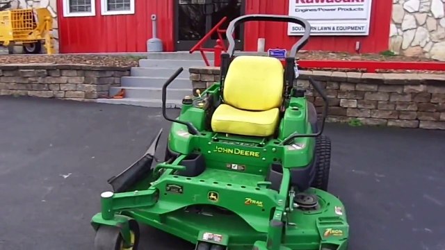 60 John Deere Z830A Zero Turn Lawn Mower with 27 HP Kawasaki Engine