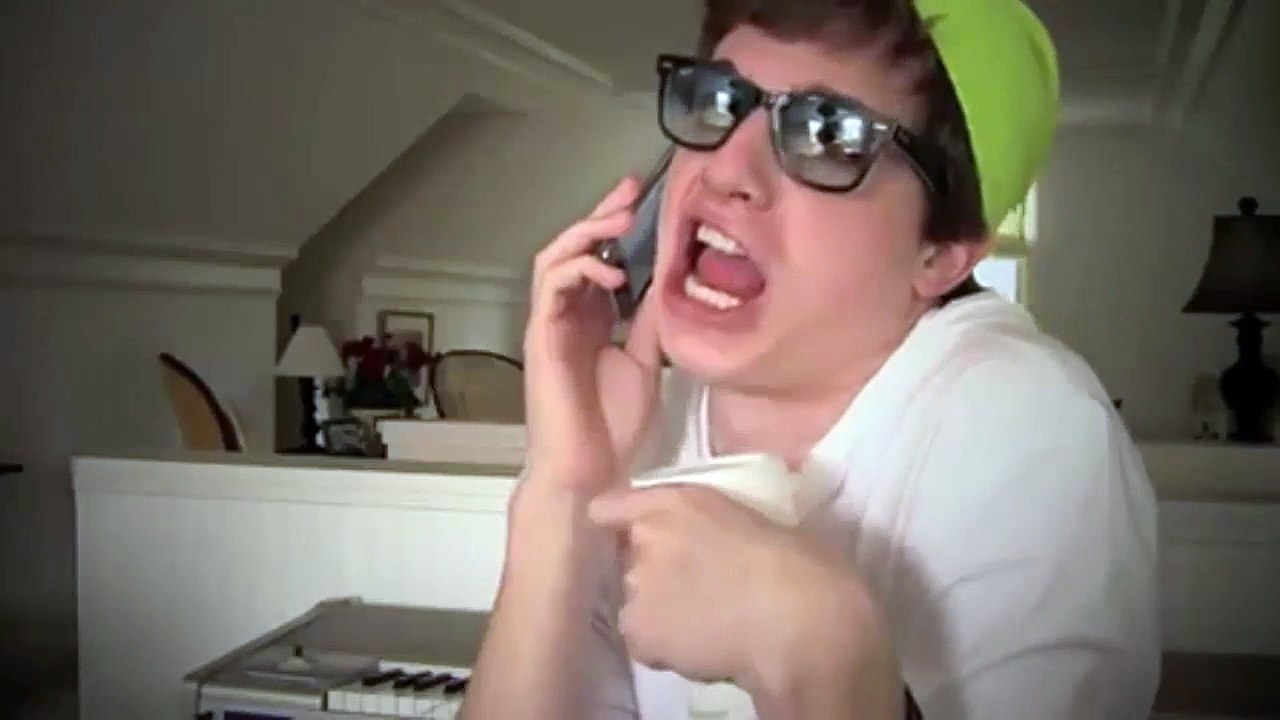 [Funny] Writing A Song With Ke$ha - Charlie Puth - HD 2010