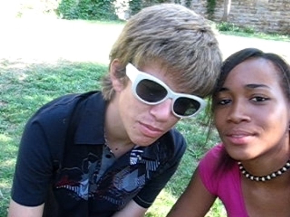 La nouvelle mouche zeubi est emo