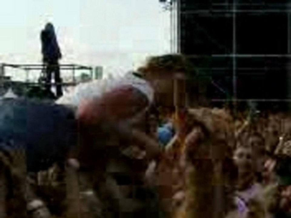 Fafa portée par la foule !