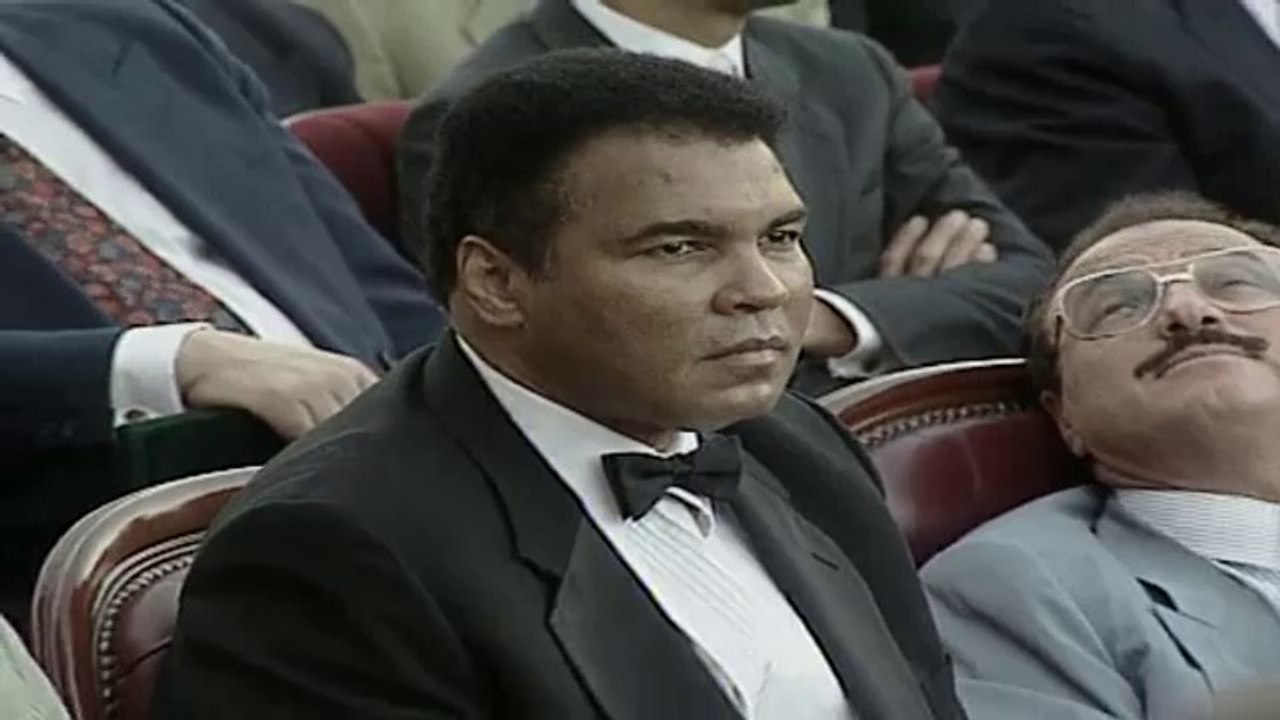 EFSANE BOKSÖR MUHAMMET ALİ iSTANBULDA - 1993