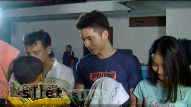 Para Pemain Anak Jalanan Buka Puasa Bersama dan Santunan Anak Yatim - Silet 12 Juni 2016