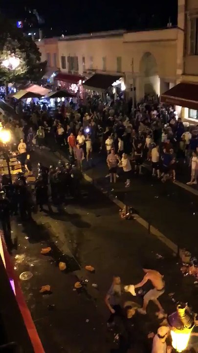 Emeutes: Supporters Russe Vs Anglais à Marseille