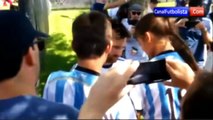 Messi firma autógrafos en la Universidad de Illinois en Chicago Copa América 2016