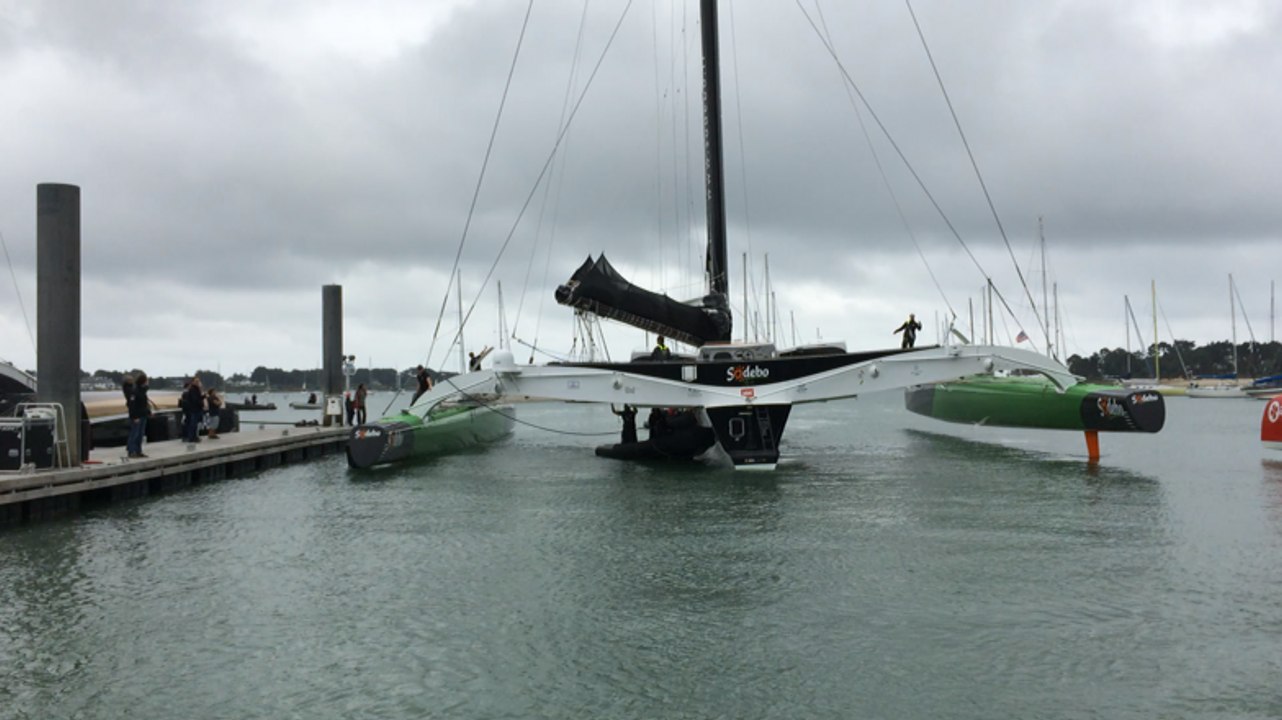 Arrivée de Thomas Coville à La Trinité sur Mer