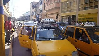 Un pleito entre taxistas en Chiclayo....13.49 horas del 27-05-2014