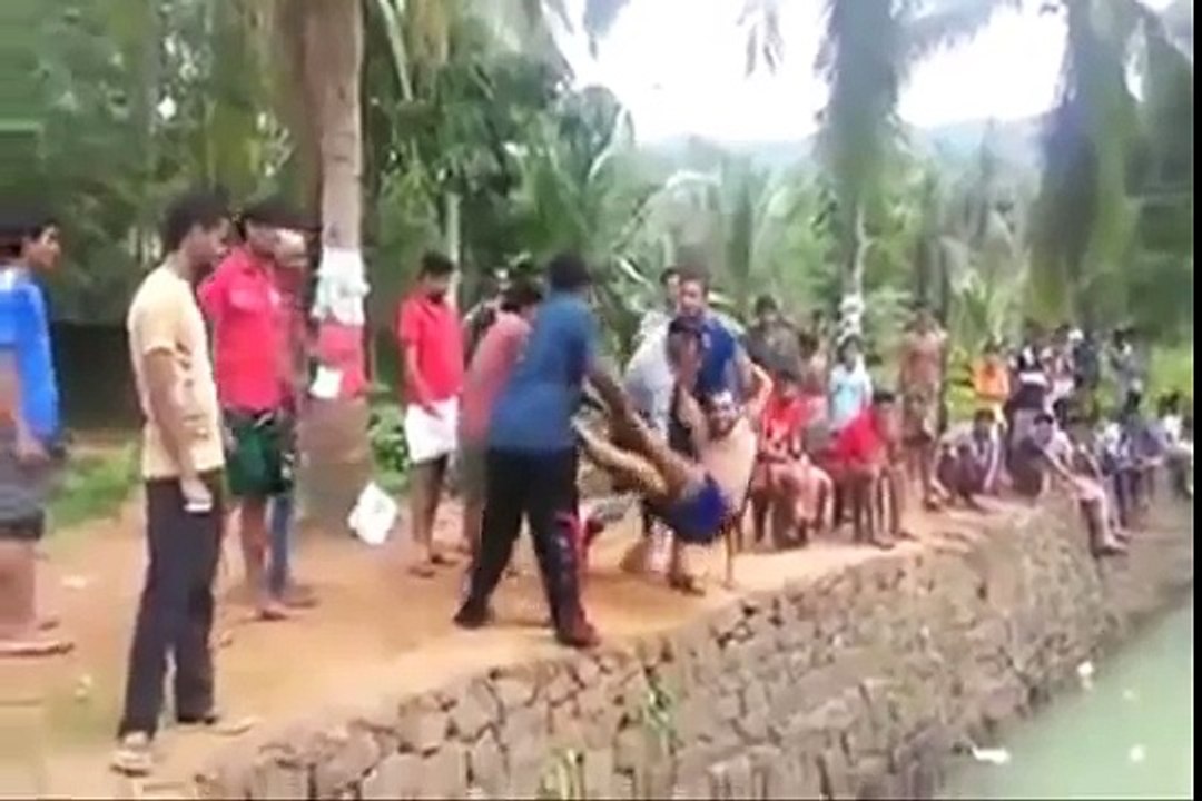 INDIAN FUNNY ACCIDENTS COMPILATION | FUNNY VIDEOS INDIA 2015