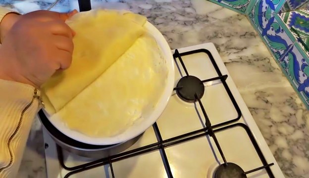 عمل ورق الملسوقة بريك في البيت بطريقة سهلة وسريعة - المطبخ التونسي زكية - Brik - Tunisian Cuisine