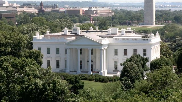 Tuerie d'Orlando : Le drapeau de la Maison Blanche est en berne en signe de respect pour les victimes - 13/06/2016 à 00h00