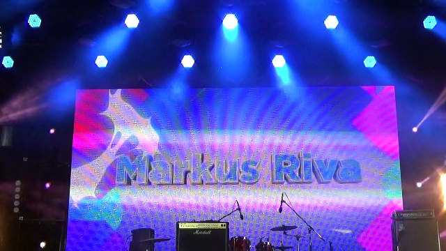 Markus Riva- девушка с глянца и Красива сильно