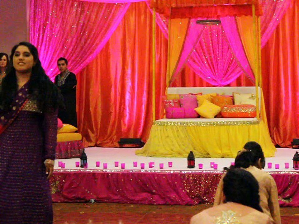 The Best Pakistani Wedding Dance Ever ( Fariha's & Malik Marriage) Part 2/3