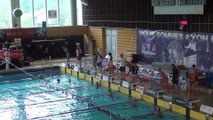 Rébecca Gensane remporte 3 titres de championne du Rhône (400 NL, 100 D, 200 4N. Ici le 200 4N (2 37 13)