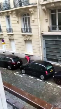 Ce supporter de Foot pisse et tombe dedans complètement saoul ! Russie - Angleterre, Euro 2016