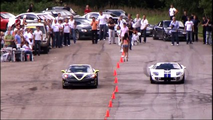 Chevrolet Corvette ZR1 vs Ford GT40 (Heffner GT 1000) @ 337 kmh.