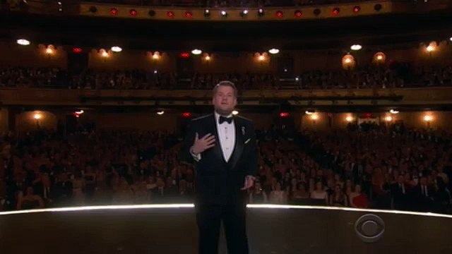 James Corden rend hommage aux victimes d'Orlando lors de la cérémonie des Tony Awards