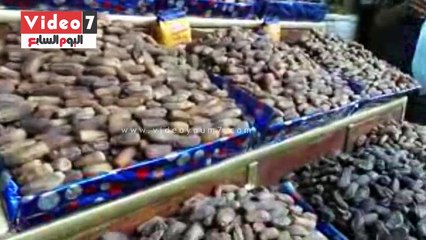 بالفيديو.. تعرف على أكبر أسواق البلح الأسوانى