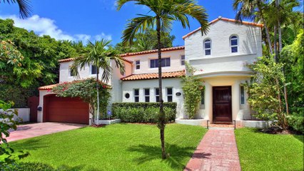 La Gorce Residence In Miami Living Room Exterior View