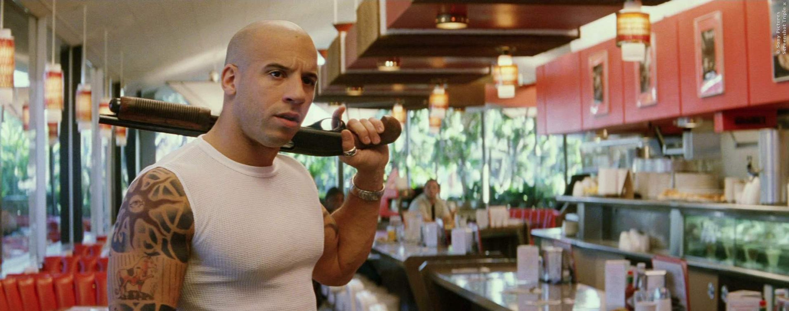 TRIPLE X 3 - VIN DIESEL HOLT FUßBALL-STAR | NEWS
