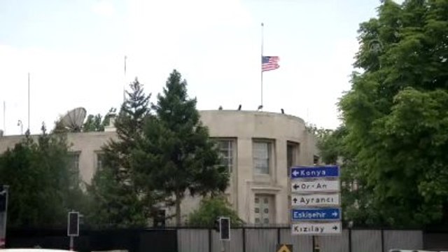 Orlando'daki Saldırı - ABD'nin Ankara Büyükelçiliği'ndeki Bayraklar Yarıya İndirildi