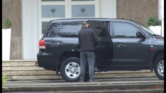 ORE INTENSIVE NEGOCIATASH, META TAKON RAMEN, KRYEMINISTRI DHE ME AMBASADORET LAJM